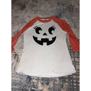 Halloween boutique‎ shirt small
